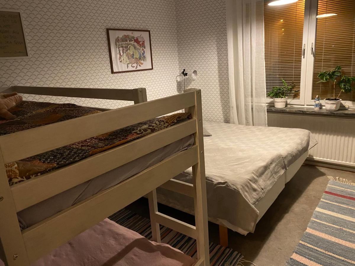 Bed And Books Pa Oesterlens Gaesthaerbaerge Glemminge Dış mekan fotoğraf